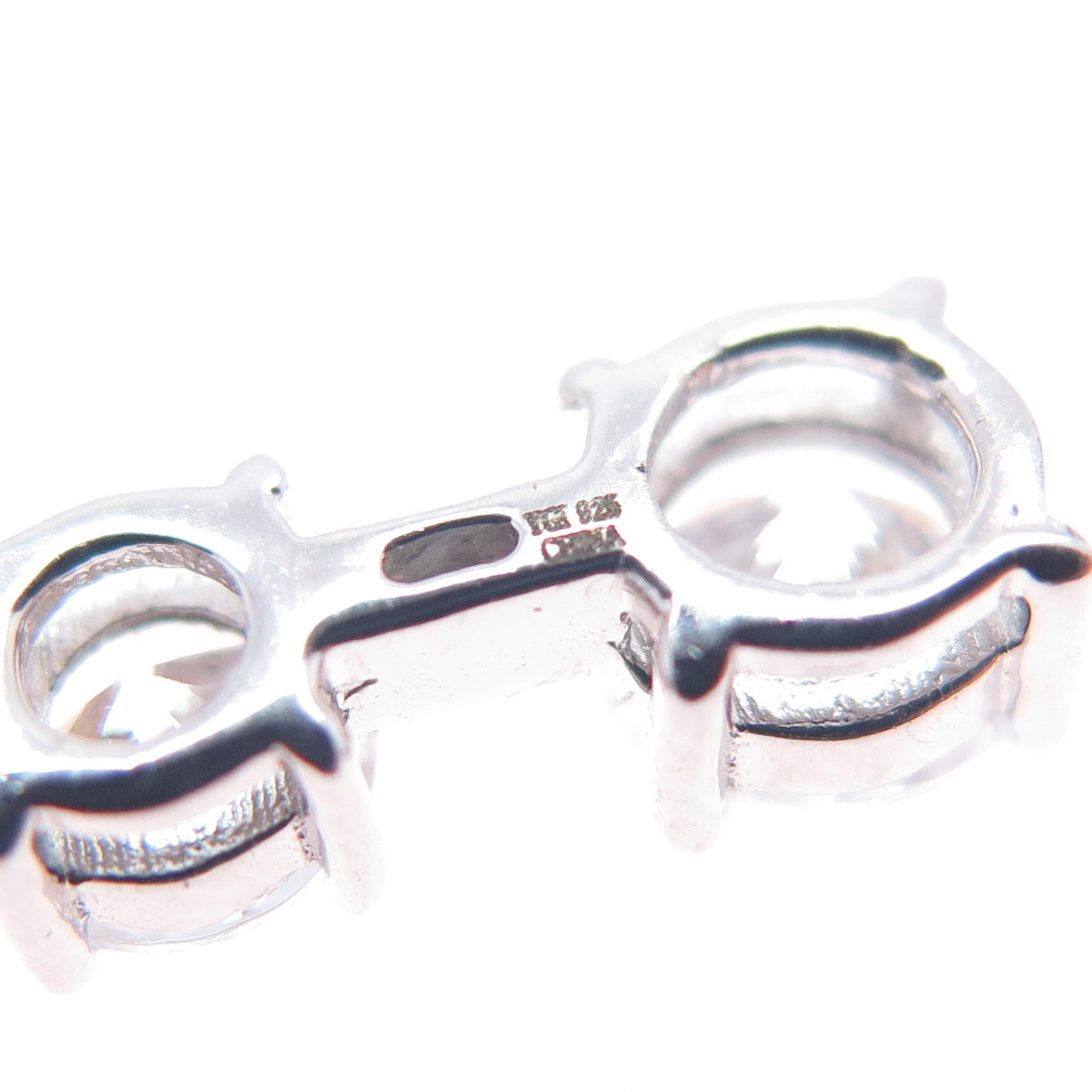 925 Sterling Silver Graduated Round-Cut C Z Drop Earrings