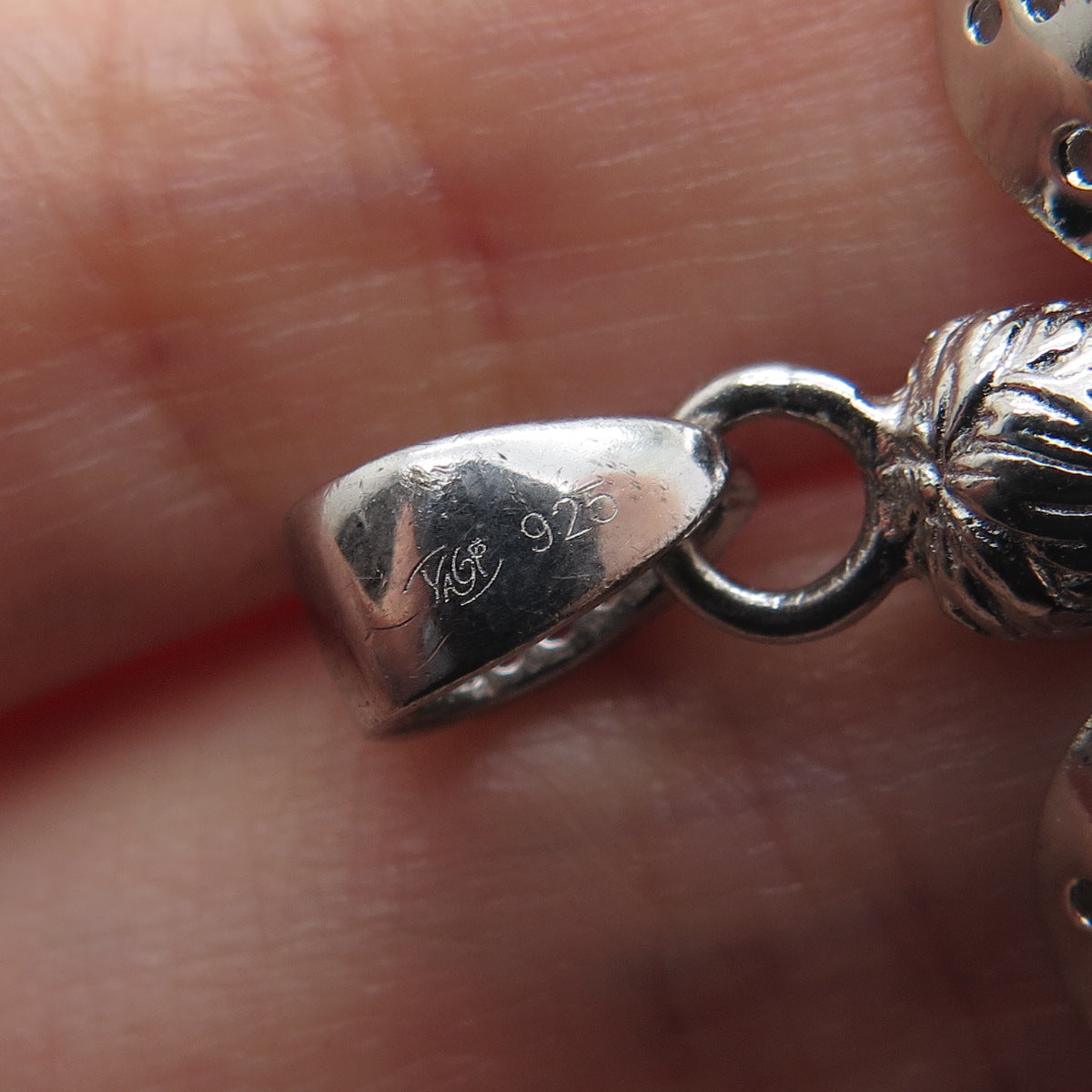 DESIGNS BY YAGI 925 Sterling Silver Round-Cut C Z Guardian Angel Charm Pendant