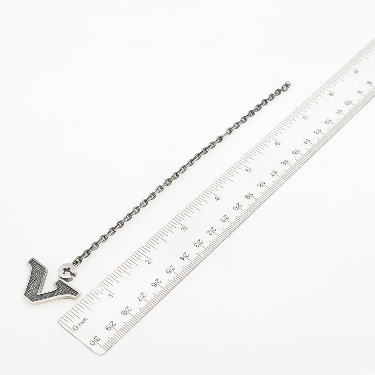 925 Sterling Silver Vintage Z.75 Letter V Initial Key Fob Chain 7"