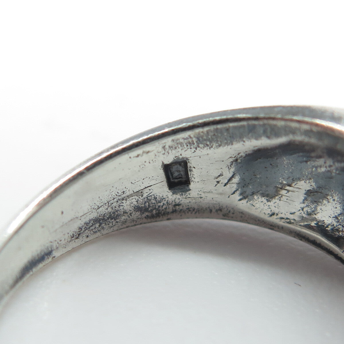 925 Sterling Silver Vintage Ribbed Ring Size 7
