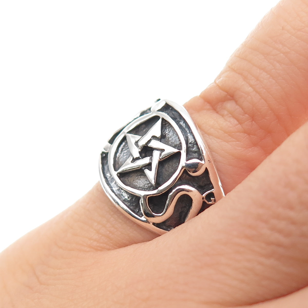 925 Sterling Silver Vintage Pentagram Oxidized Biker Ring Size 5.5