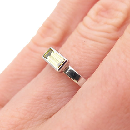 925 Sterling Silver Vintage Emerald-Cut Green C Z Ring Size 5.75