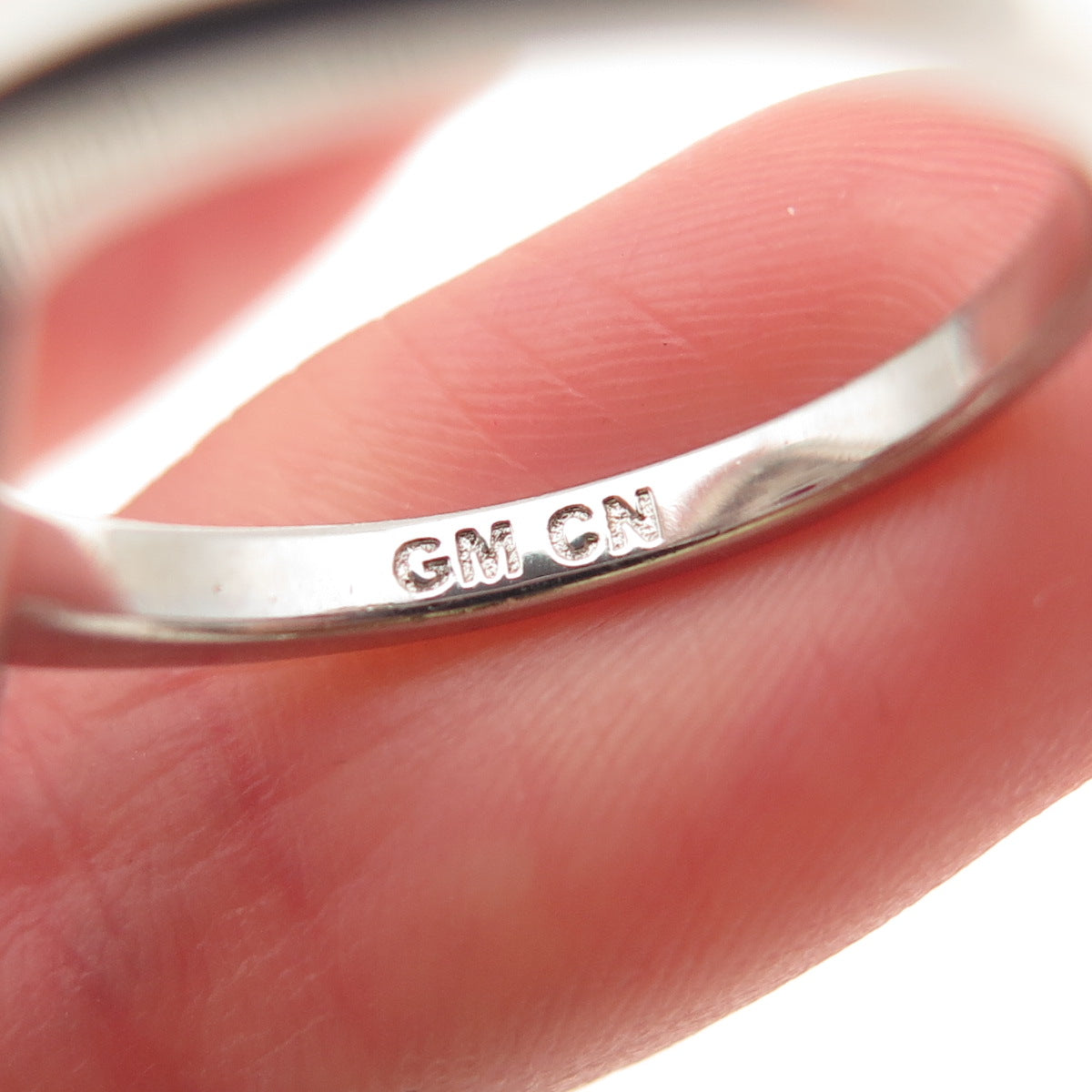 925 Sterling Silver Vintage Red & White C Z Bohemian Ring Size 8