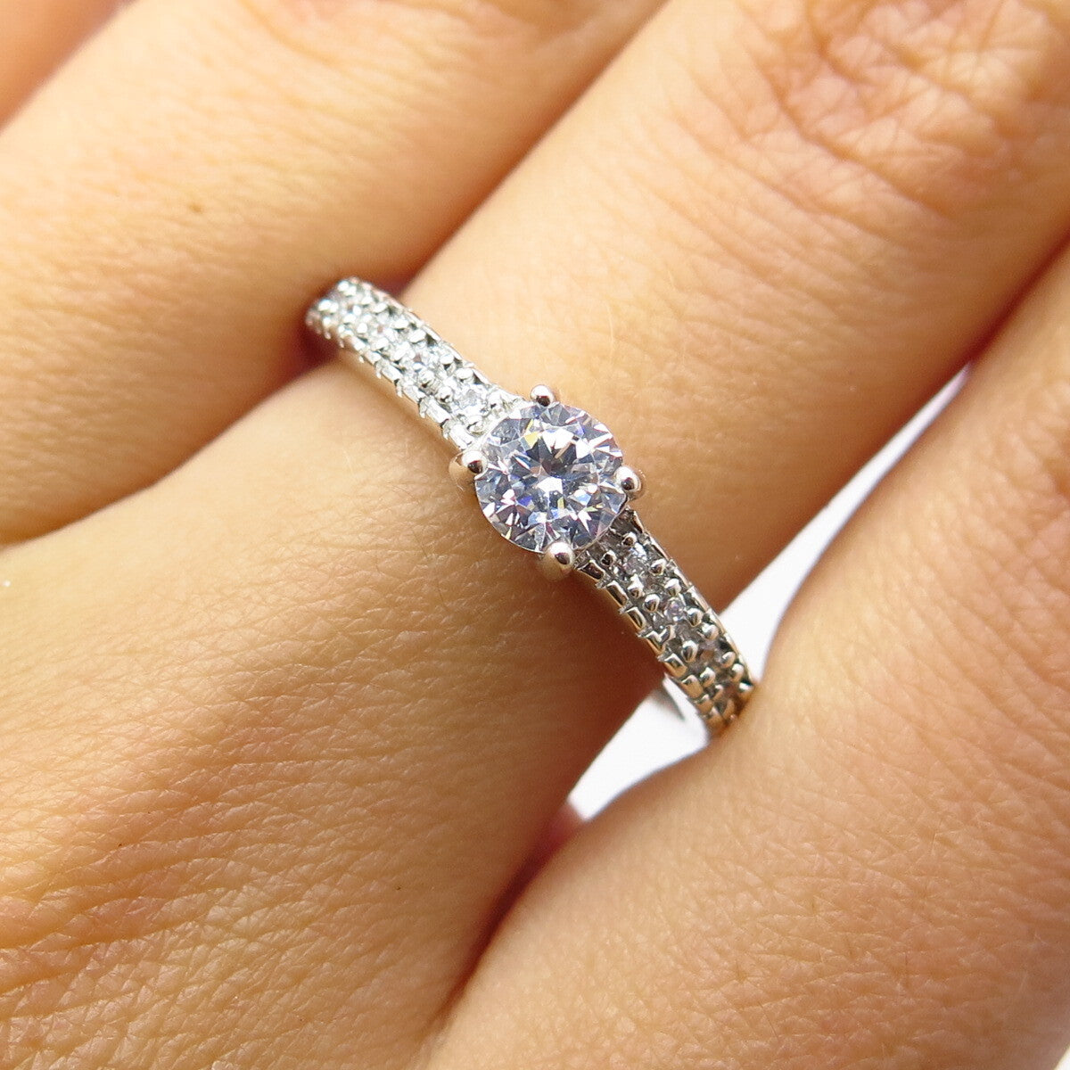 925 Sterling Silver Round-Cut C Z Engagement Ring Size 7.25