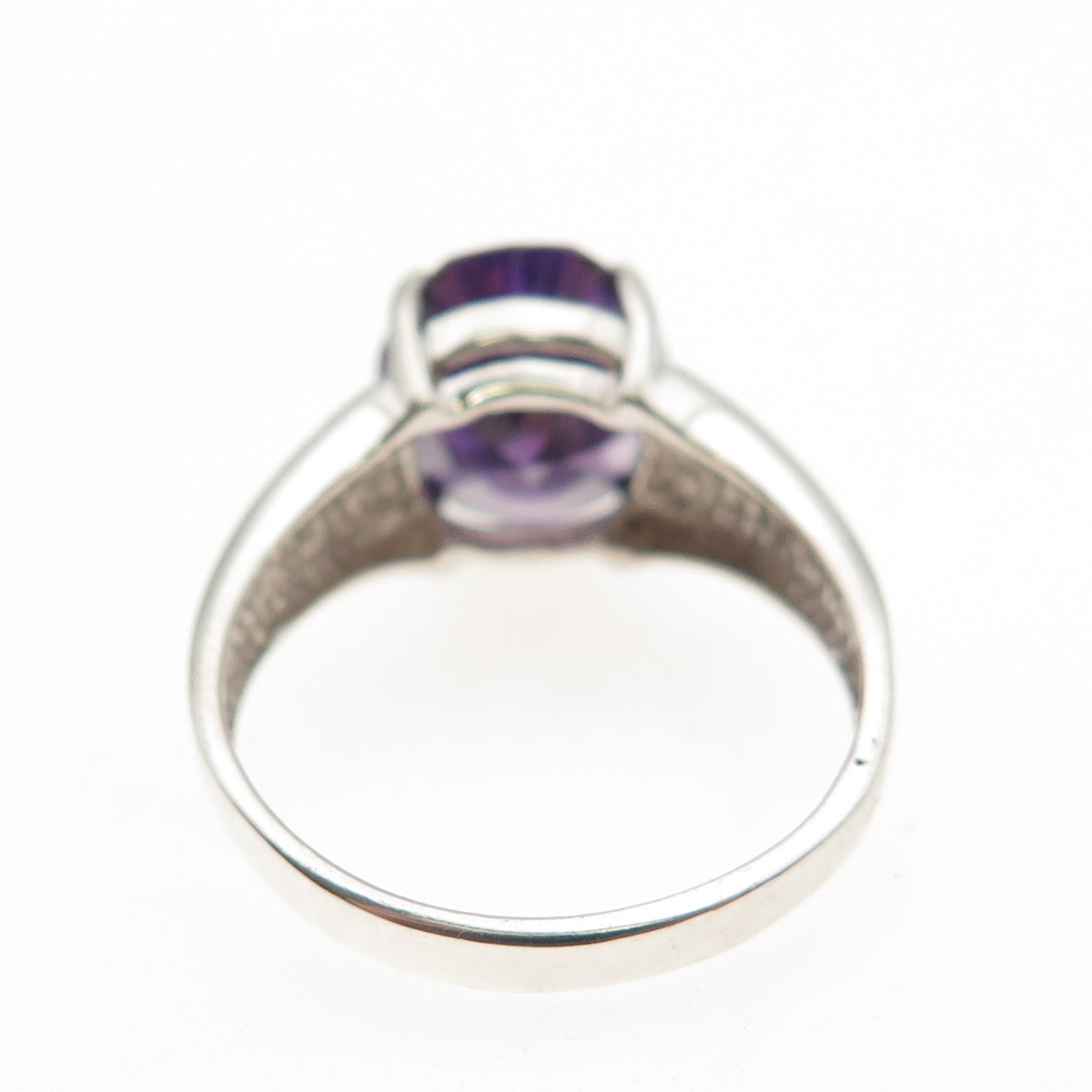 925 Sterling Silver Oval-Cut Purple C Z Ring Size 8.25