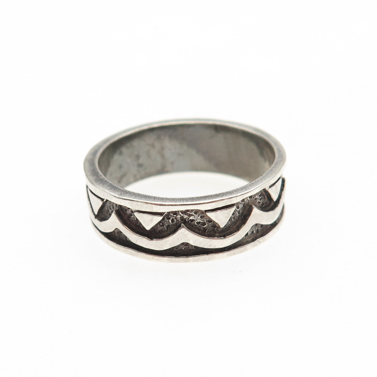 925 Sterling Silver Vintage Wavy Oxidized Band Ring Size 7