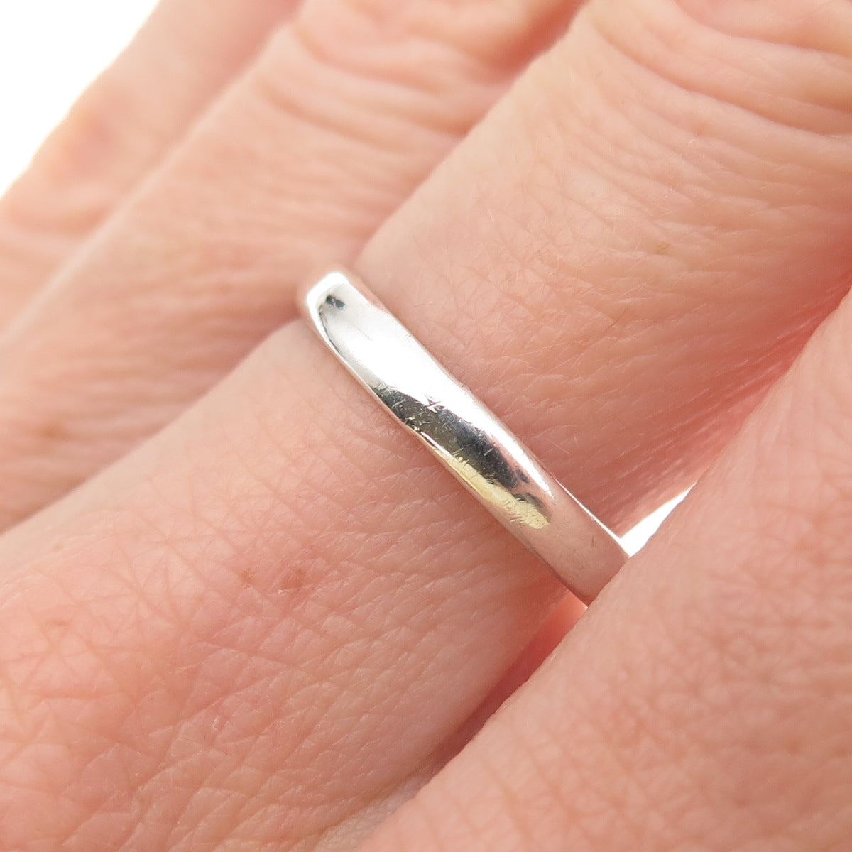 925 Sterling Silver Vintage Classic Wedding Band Ring Size 7.75