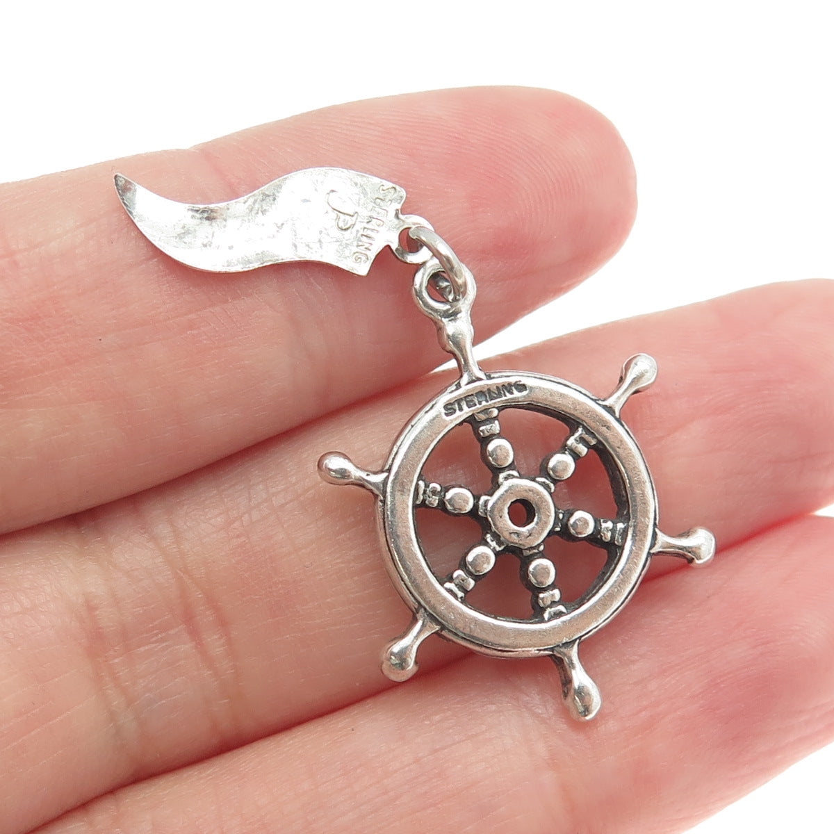 PACIFIC JEWELRY 925 Sterling Silver Vintage Steering Wheel 3D Charm Pendant