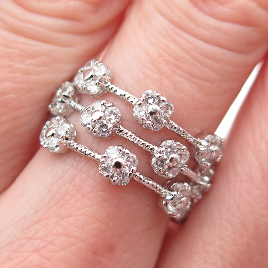 925 Sterling Silver Round-Cut C Z 3-Row Floral Ring Size 7