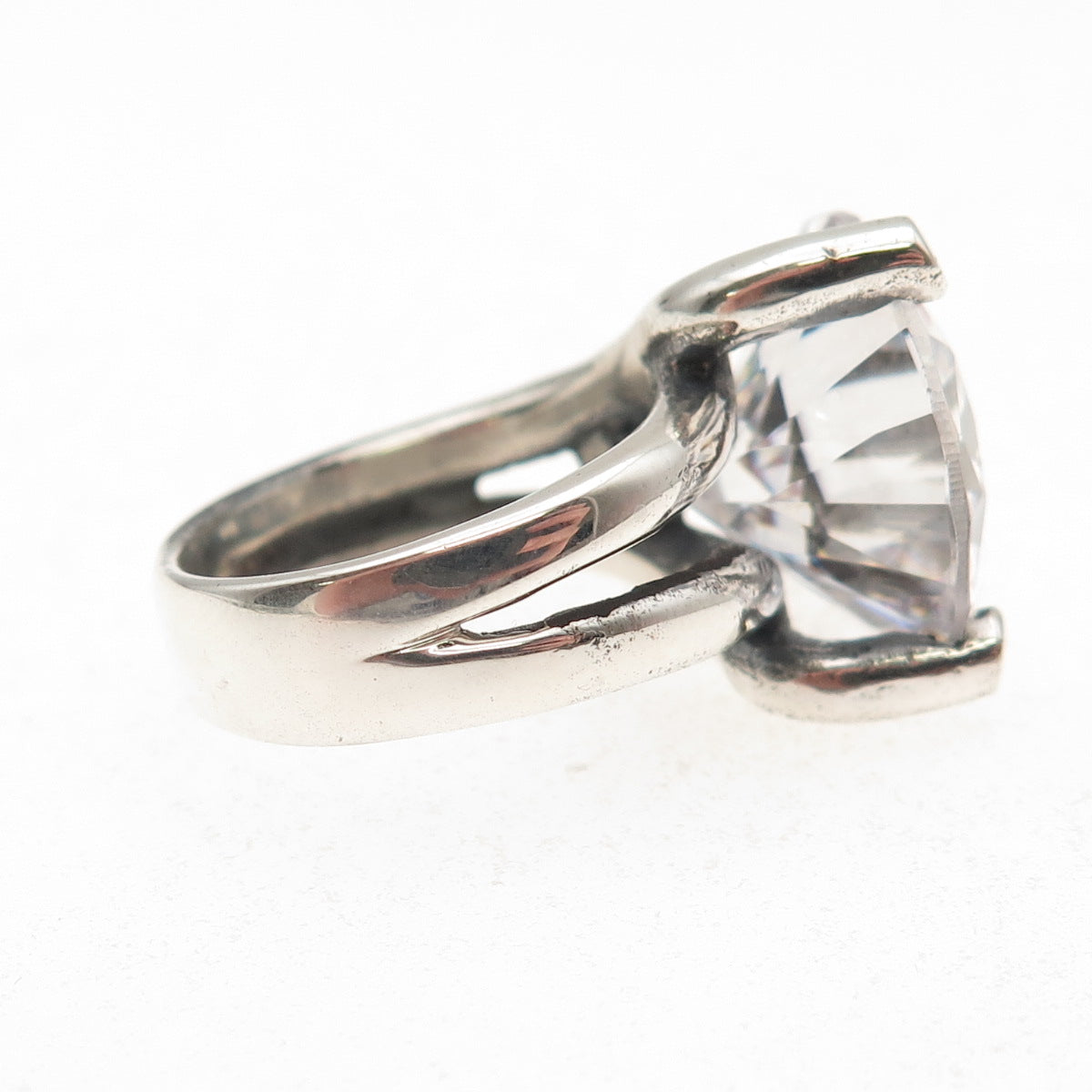 925 Sterling Silver Vintage Round-Cut C Z Modernist Oxidized Ring Size 6