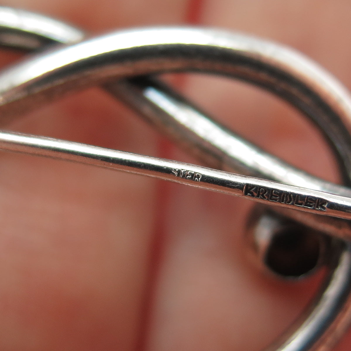 KREISLER 925 Sterling Silver Vintage Mariner Love Heart Knot Oxidized Pin Brooch