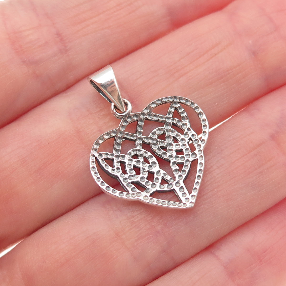 Charles Winston 925 Sterling Silver Vintage Celtic Trinity Heart Charm Pendant