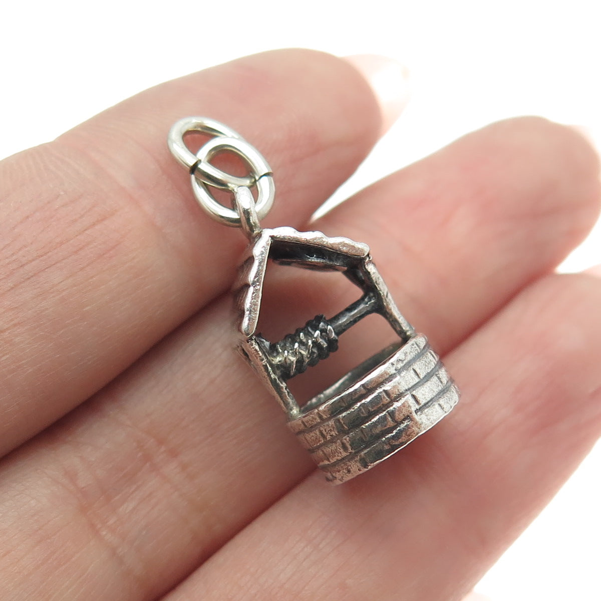 DANECRAFT 925 Sterling Silver Antique Water Well 3D Charm Pendant