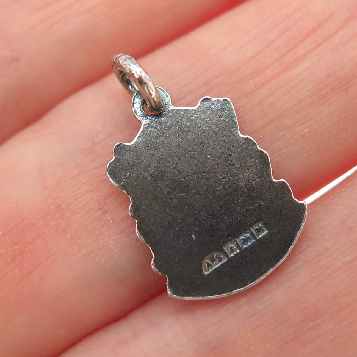 AMY SANDHEIM 925 Sterling Vintage 1961 Enamel England Coat of Arms Mini Pendant