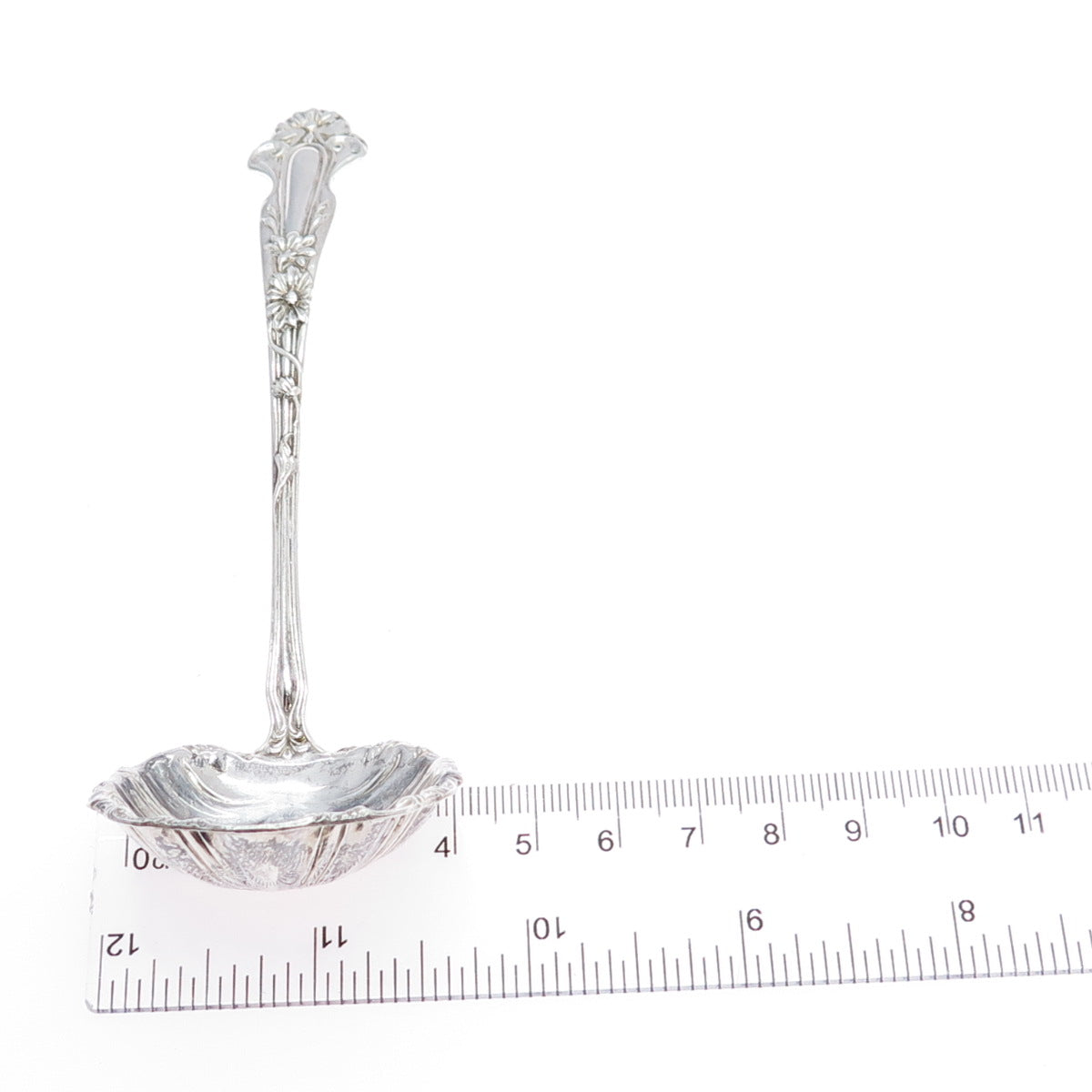 R. BLACKINTON 925 Sterling Silver Antique Art Deco Daisy Gravy Ladle