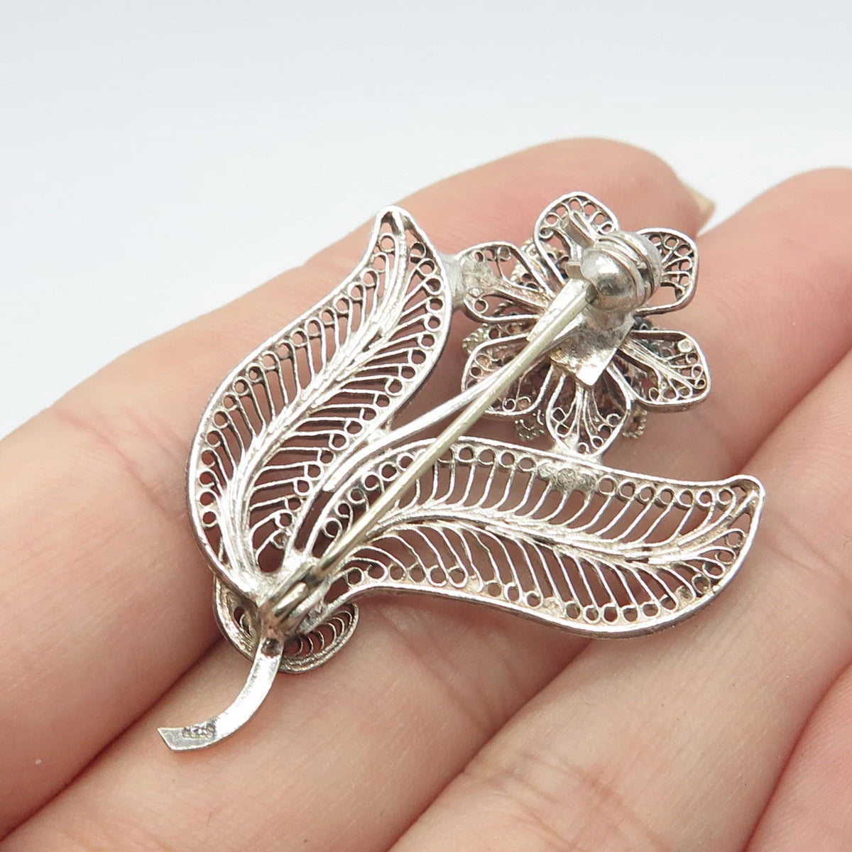 925 Sterling Silver Vintage Floral Filigree Pin Brooch