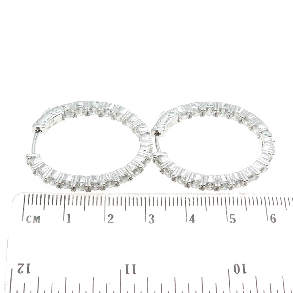 925 Sterling Silver Round-Cut Shaped C Z Huggie Earrings