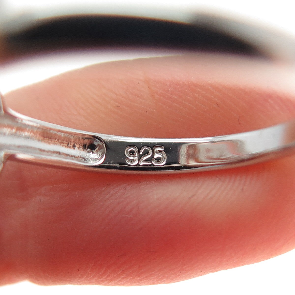 925 Sterling Silver Round-Cut C Z Interlocked Oval Circle Ring Size 8.25