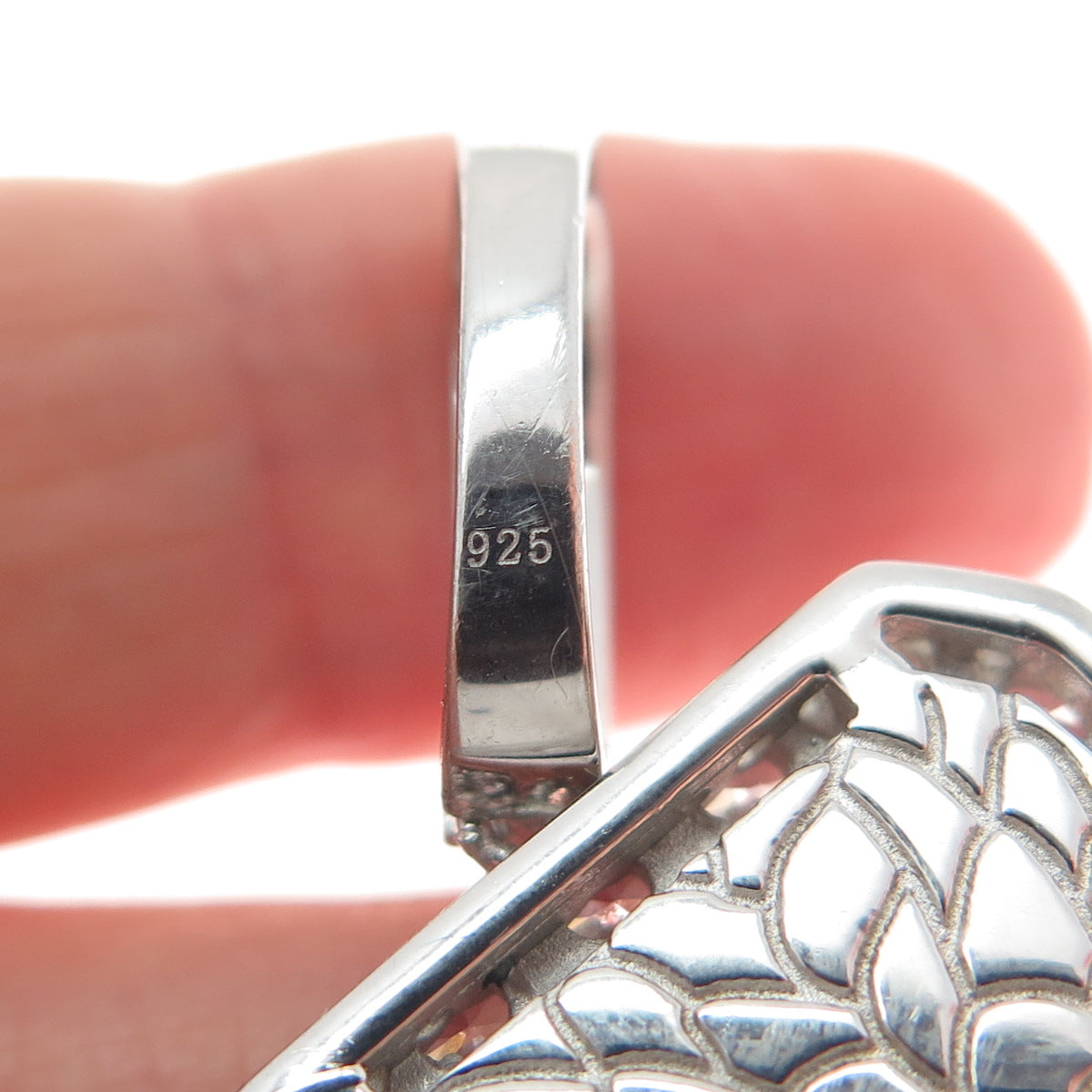 DESIGNS BY YAGI 925 Sterling Silver Round-Cut C Z Sparkle Pendant