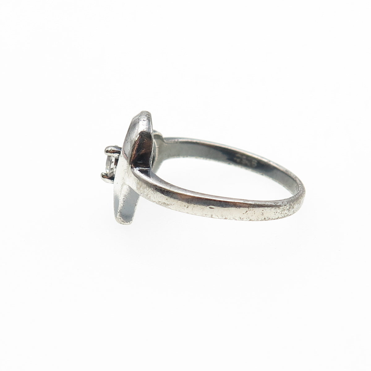 925 Sterling Silver Vintage Round-Cut C Z Heart Oxidized Ring Size 8