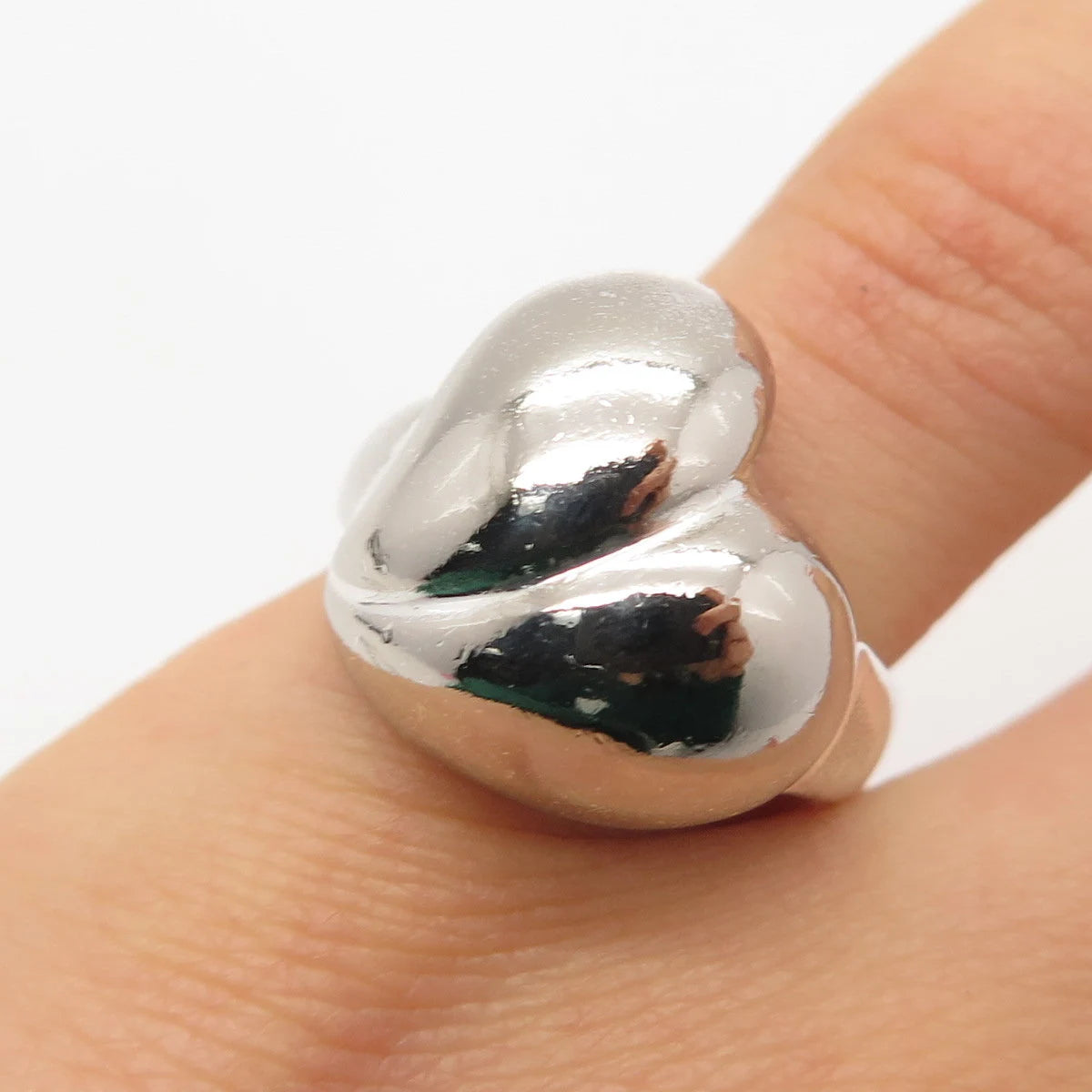 925 Sterling Silver Vintage Ribbed Heart Ring Size 7