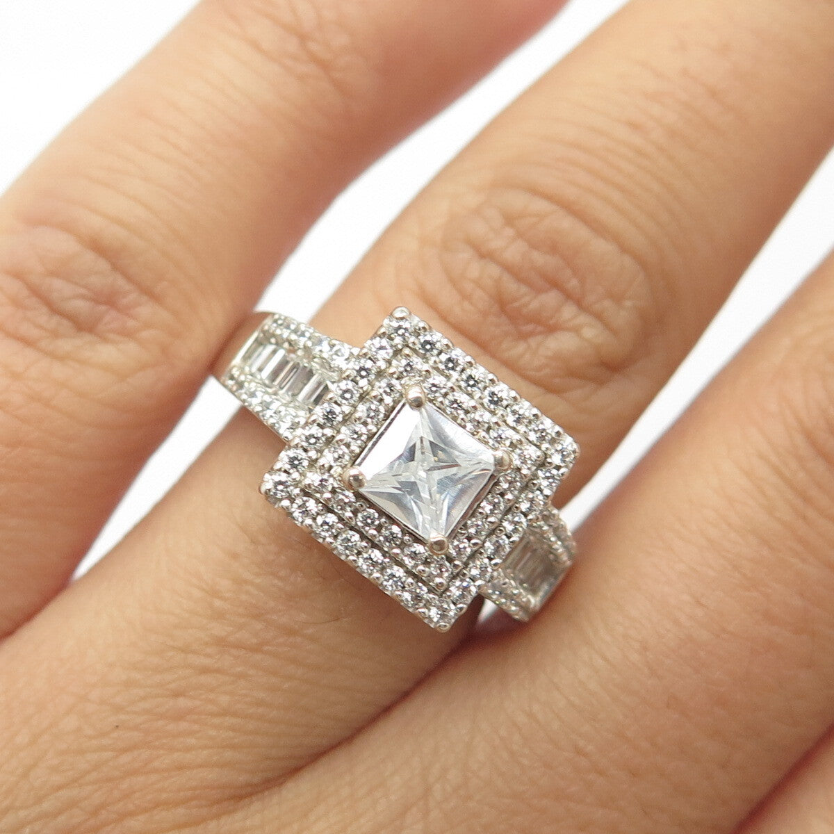 925 Sterling Silver Pave C Z Ring Size 6.75