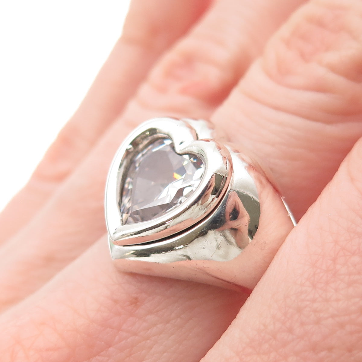 925 Sterling Silver Vintage Heart-Cut C Z Modernist Ring Size 7.25