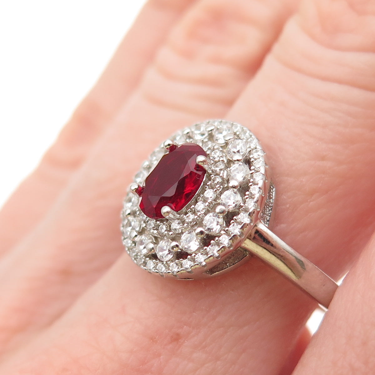 925 Sterling Silver Vintage Red & White C Z Bohemian Ring Size 8