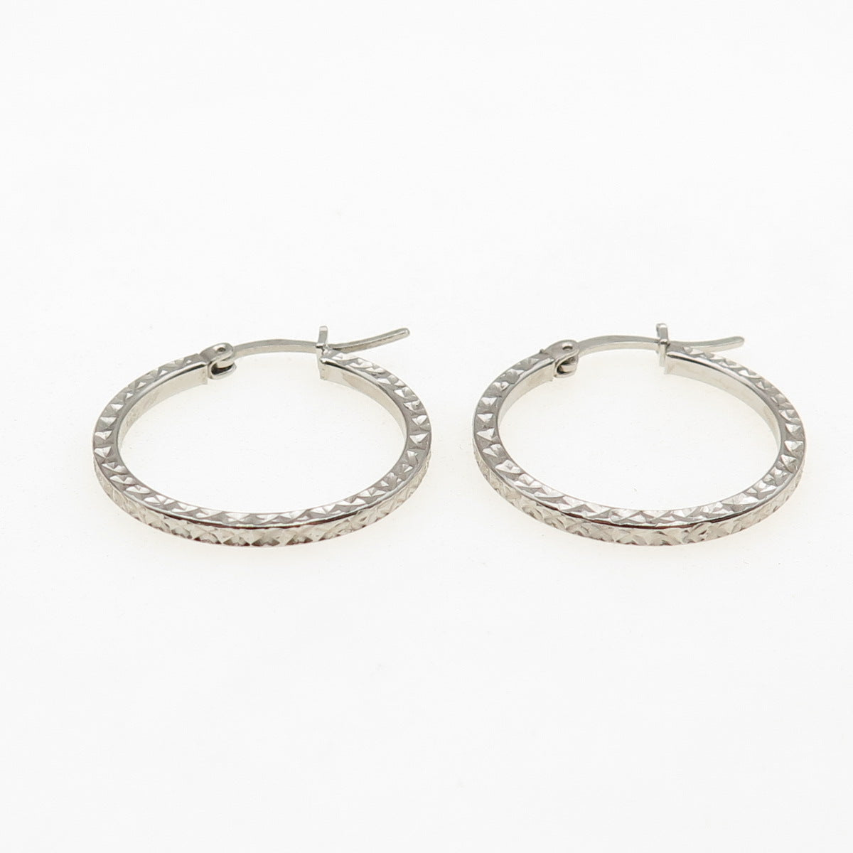 925 Sterling Silver Diamond-Cut Hoop Earrings