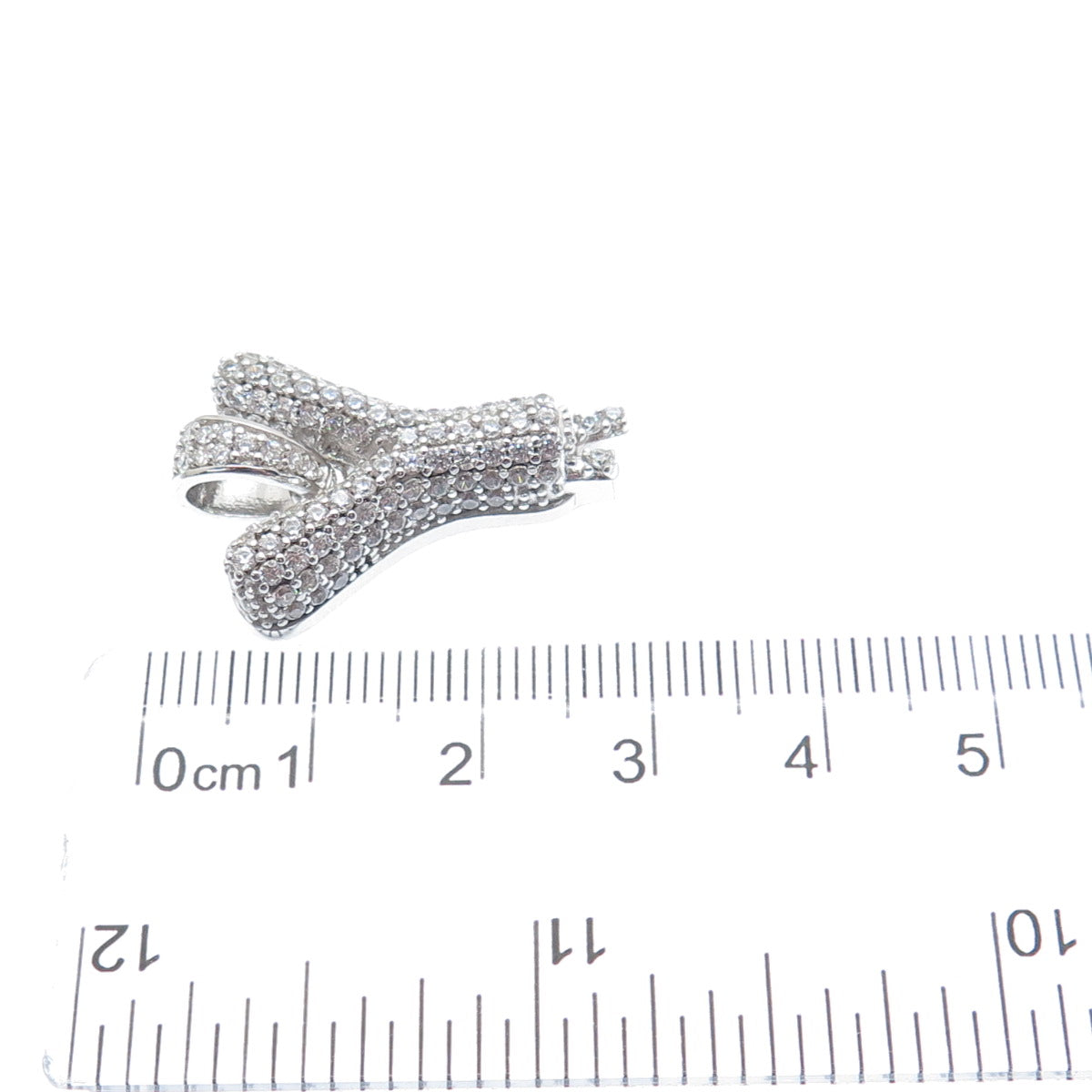 925 Sterling Silver Round-Cut C Z Sparkle Melted Letter Y Initial Charm Pendant