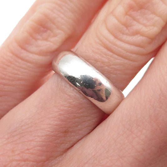 925 Sterling Silver Vintage Classic Wedding Band Ring Size 4.75