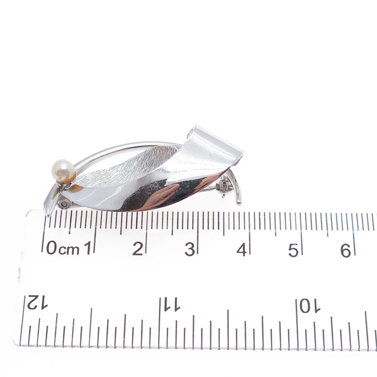 CURTIS CREATIONS Sterling Silver Vintage Real Pearl Modernist Flower Pin Brooch