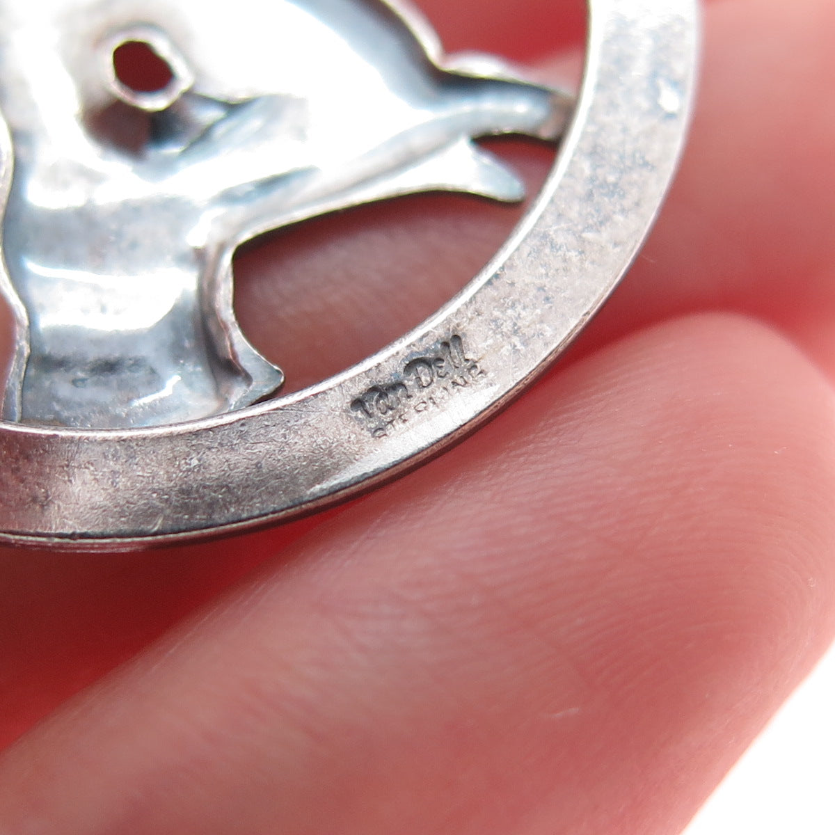 VAN DELL 925 Sterling Silver Vintage Aquarius Zodiac Sign Oxidized Charm Pendant