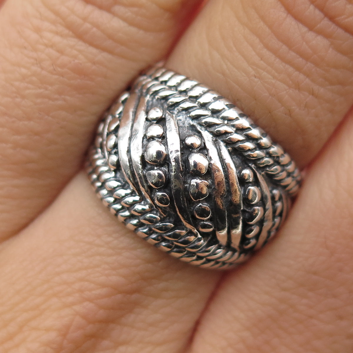 925 Sterling Silver Vintage Modernist Dotted Oxidized Ring Size 8