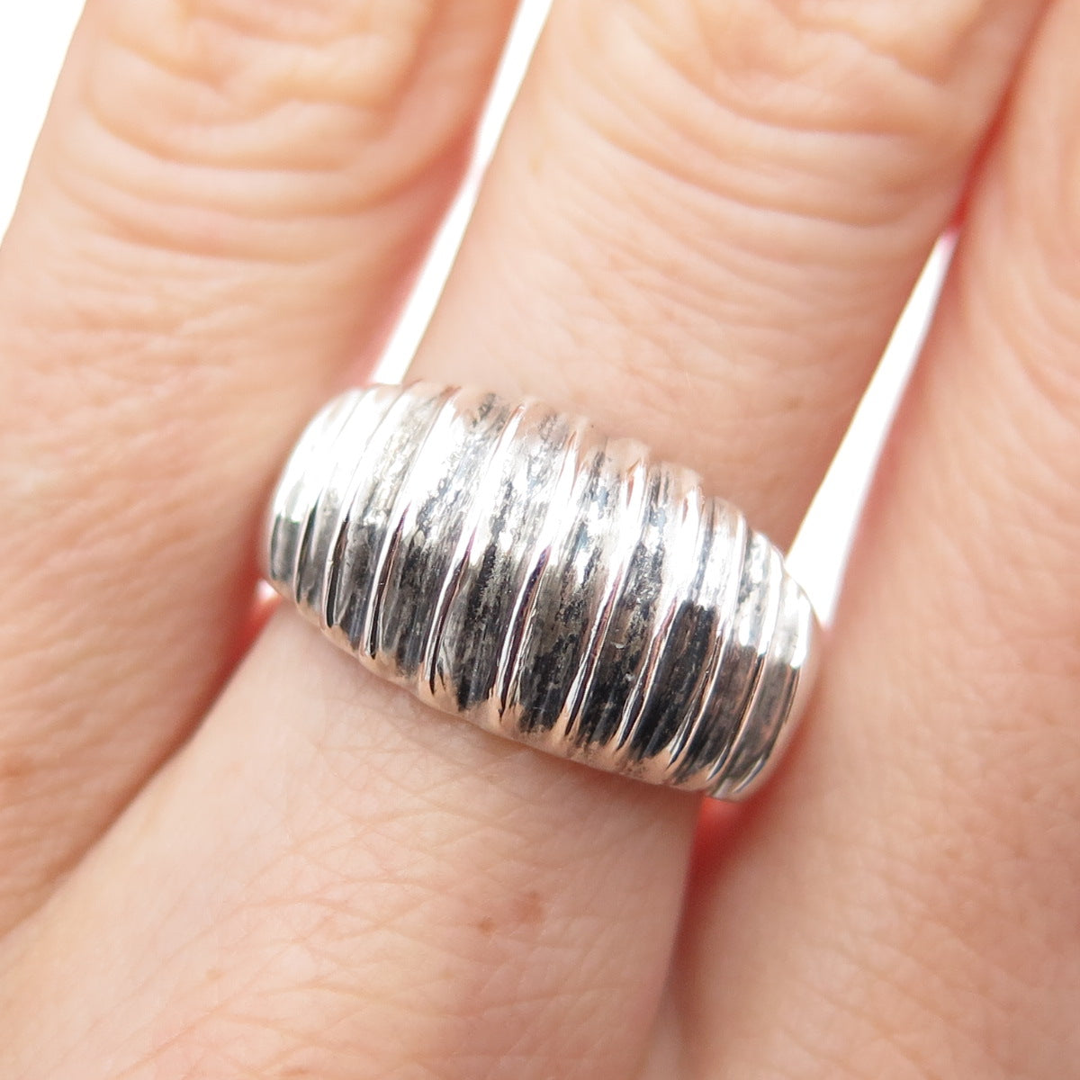 925 Sterling Silver Vintage Mexico Modernist Ribbed Oxidized Ring Size 7.5