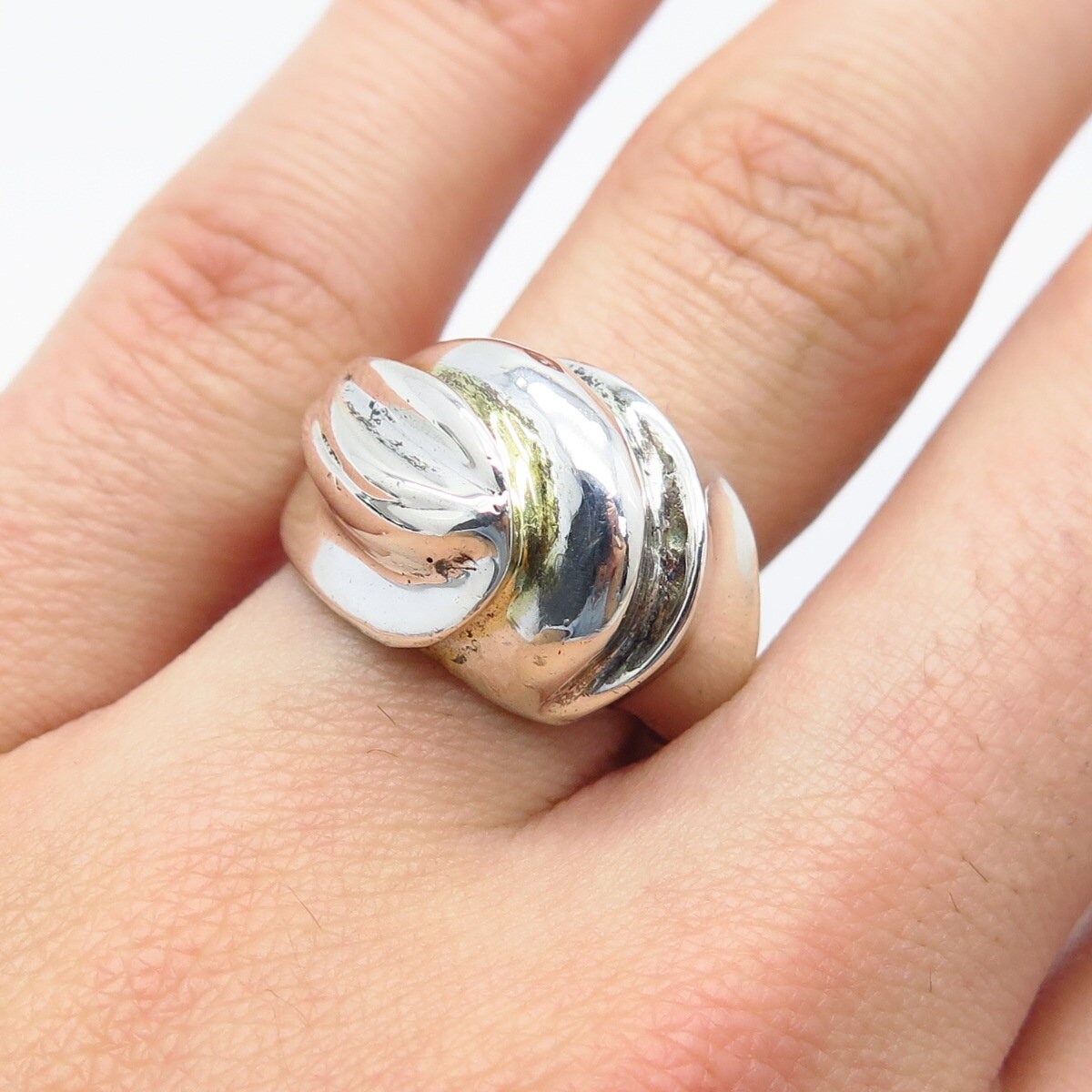 925 Sterling Silver Vintage Pejois Beverly Hills Ribbed Ring Size 8.25