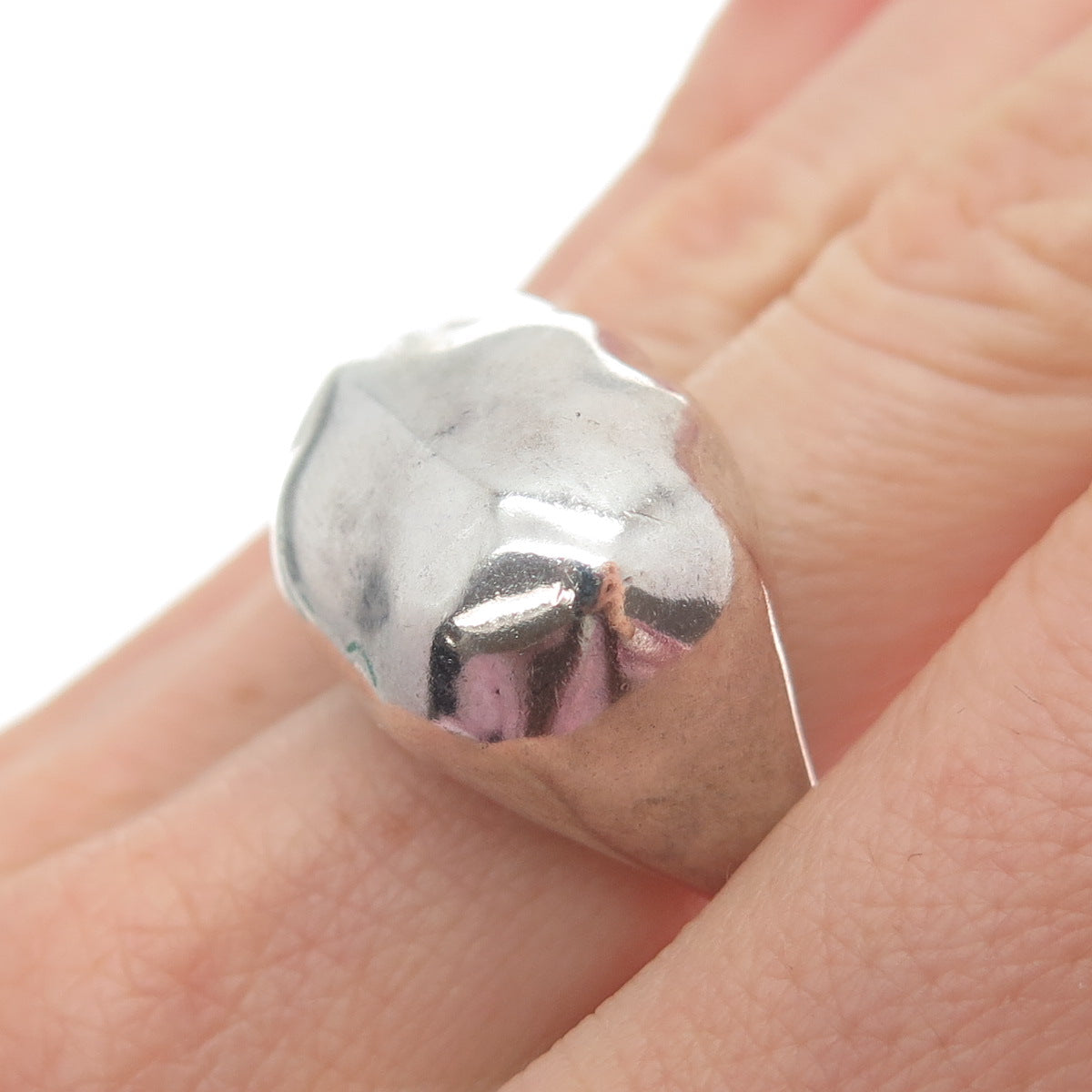 925 Sterling Silver Vintage Modernist Hammered Dome Ring Size 7