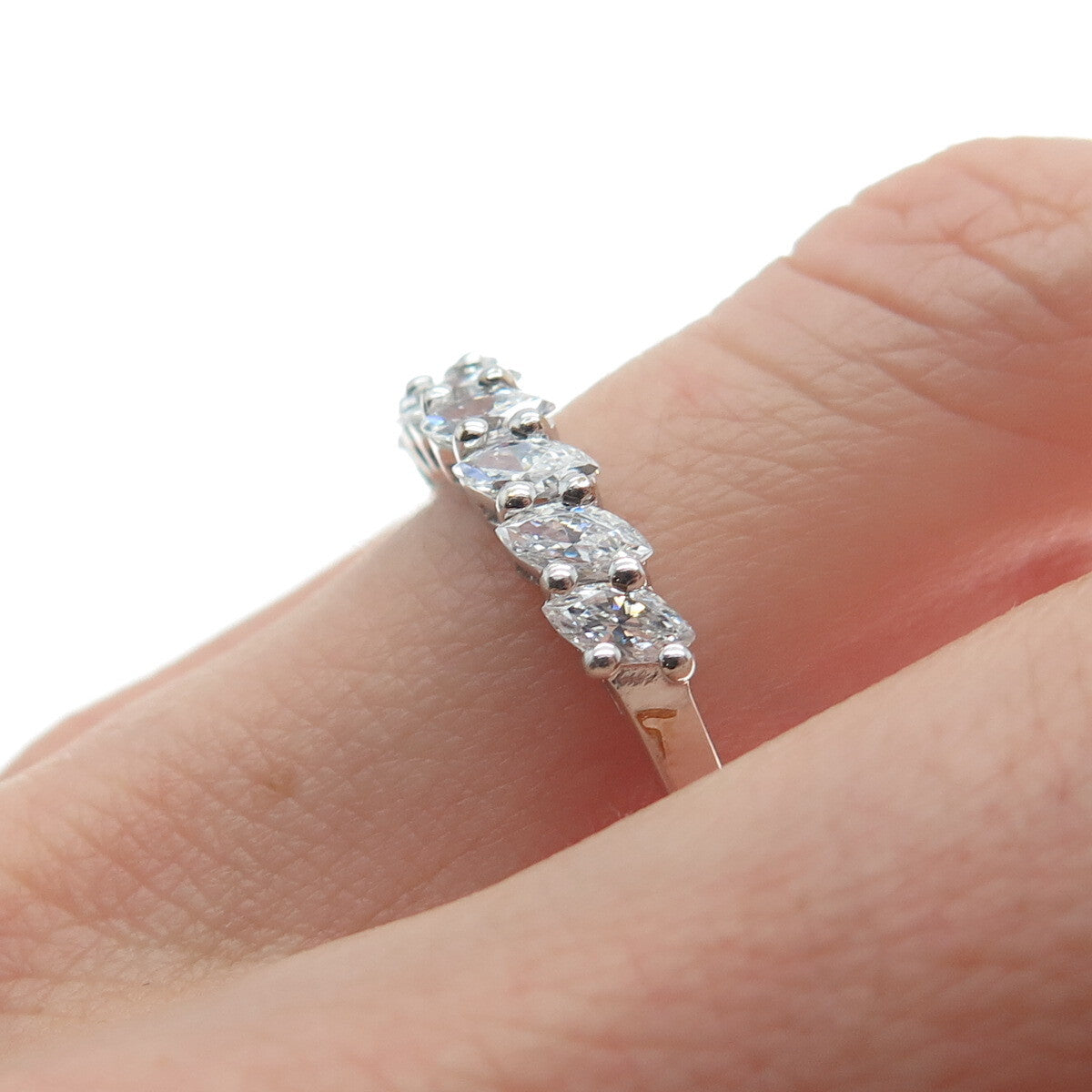 925 Sterling Silver Marquise-Cut C Z Ring Size 6.25