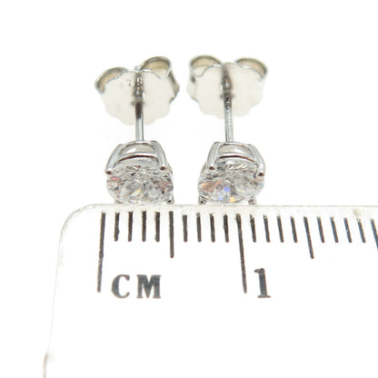 925 Sterling Silver Round-Cut Shaped White C Z Stud Earrings