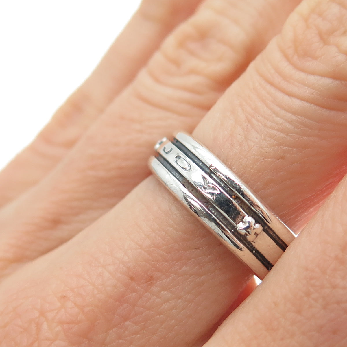 925 Sterling Silver Vintage Joy Oxidized Rotating Band Ring Size 6.75
