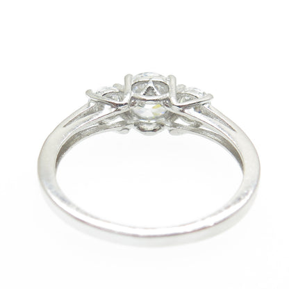 925 Sterling Silver Round-Cut Shaped C Z Engagement Ring Size 7.25