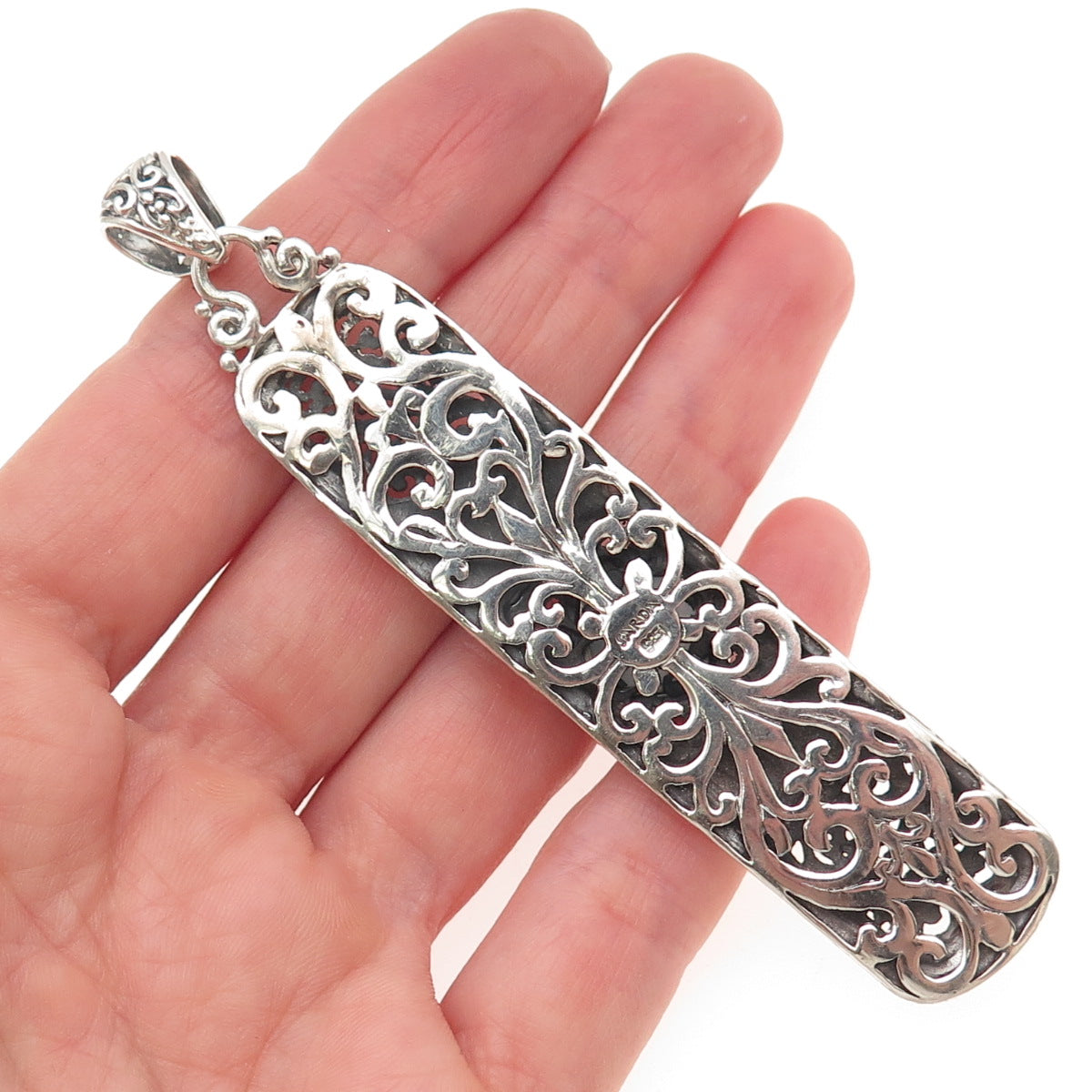 SARDA Sterling Silver Vintage Real Aquamarine Granulated Floral Scroll Pendant