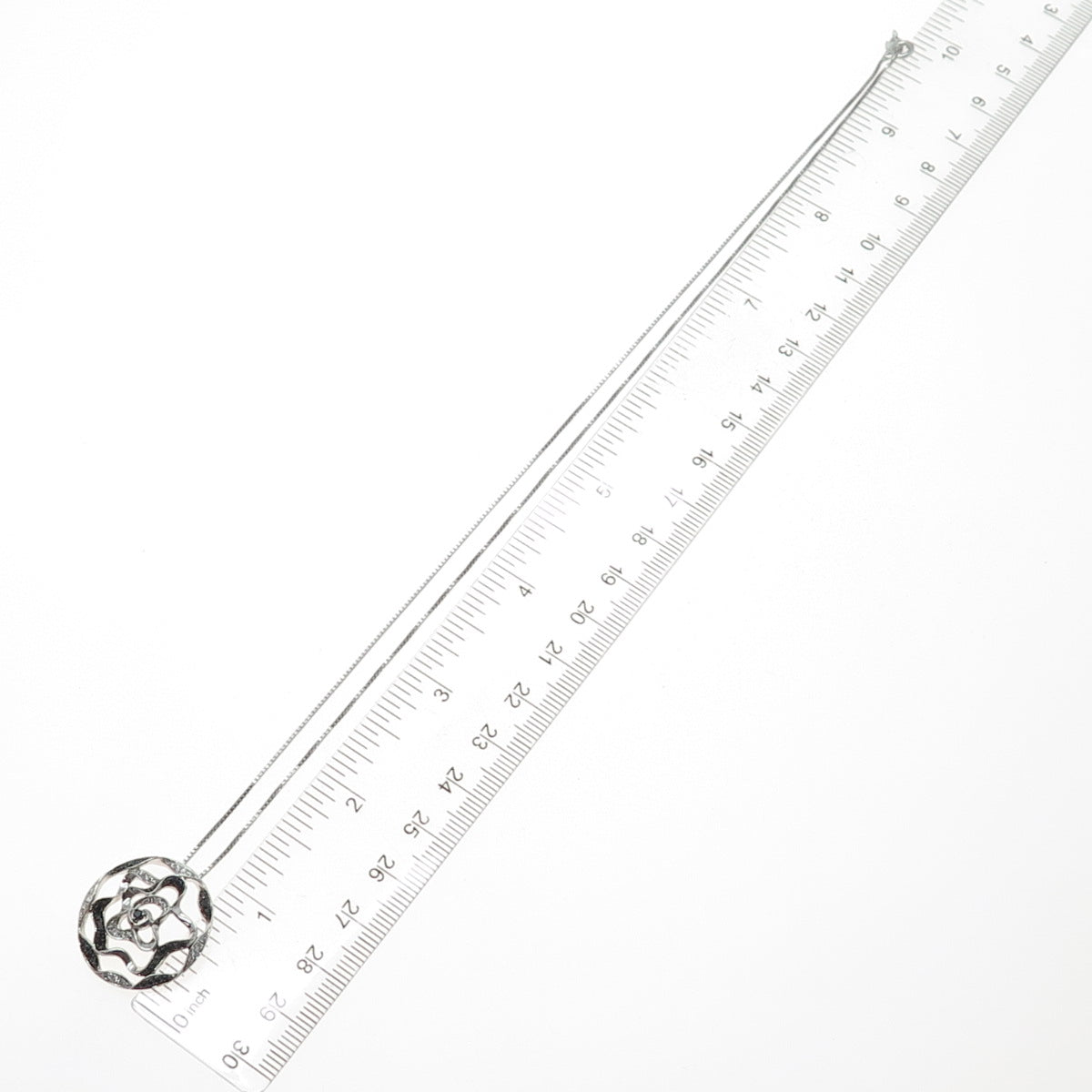 SAI 925 Sterling Silver Black & White C Z Flower Pendant Box Chain Necklace 18"
