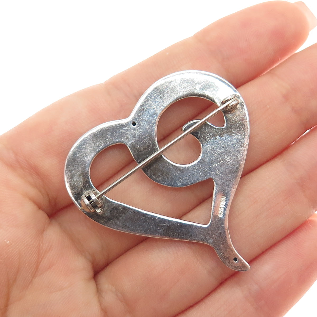 925 Sterling Silver Vintage Modernist Heart Oxidized Pin Brooch
