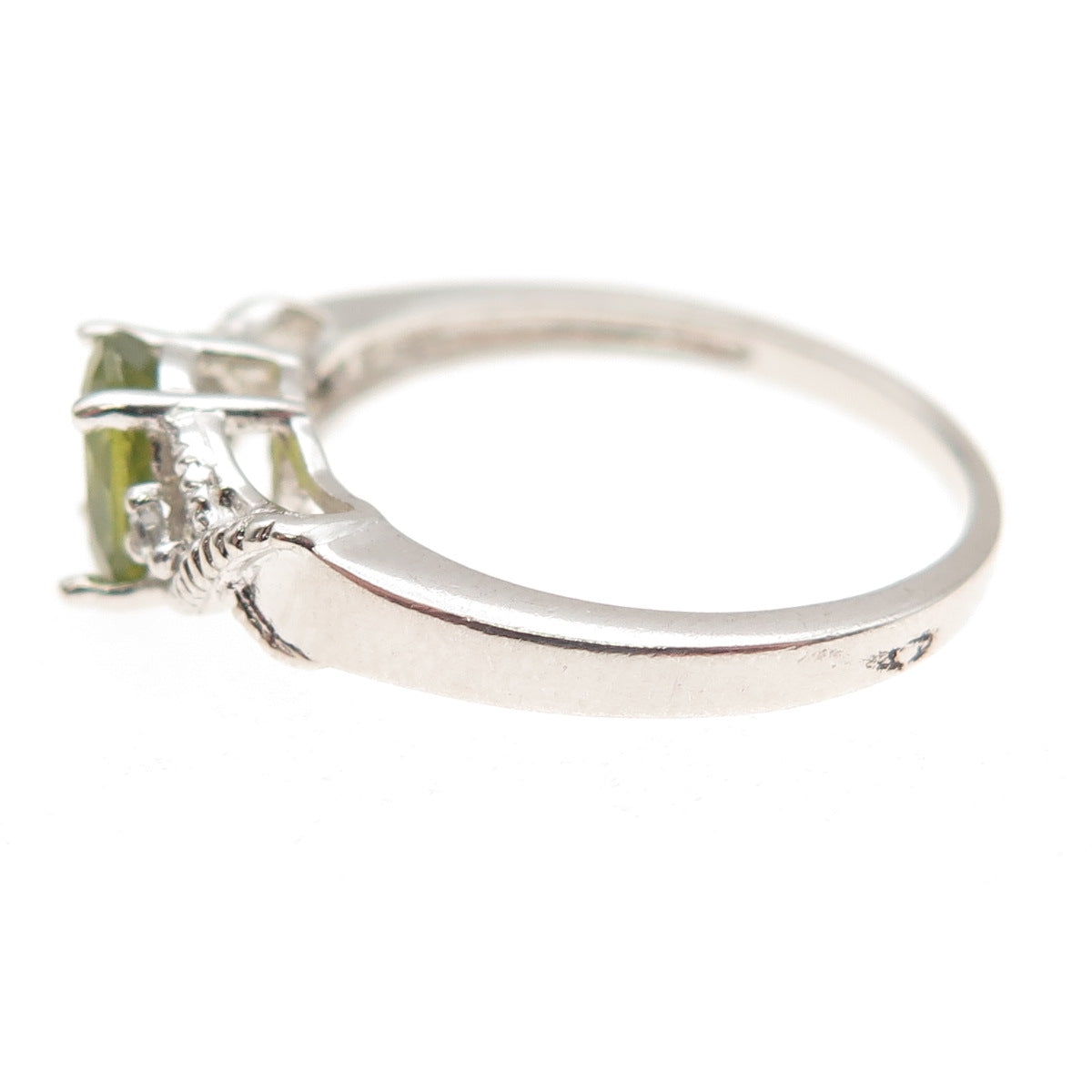 925 Sterling Silver Vintage Real Oval-Cut Peridot & C Z Ring Size 7