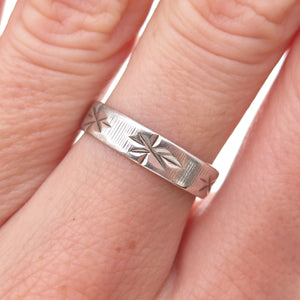 925 Sterling Silver Vintage Starburst Oxidized Band Ring Size 7