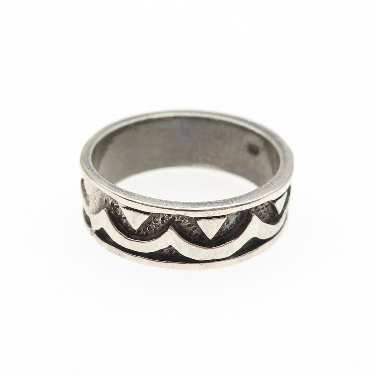 925 Sterling Silver Vintage Wavy Oxidized Band Ring Size 7