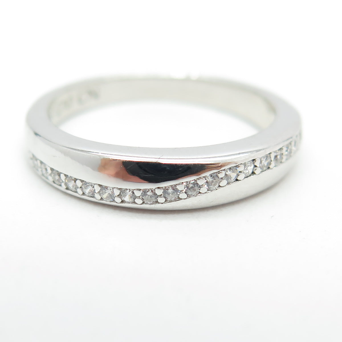 925 Sterling Silver C Z Band Ring Size 6