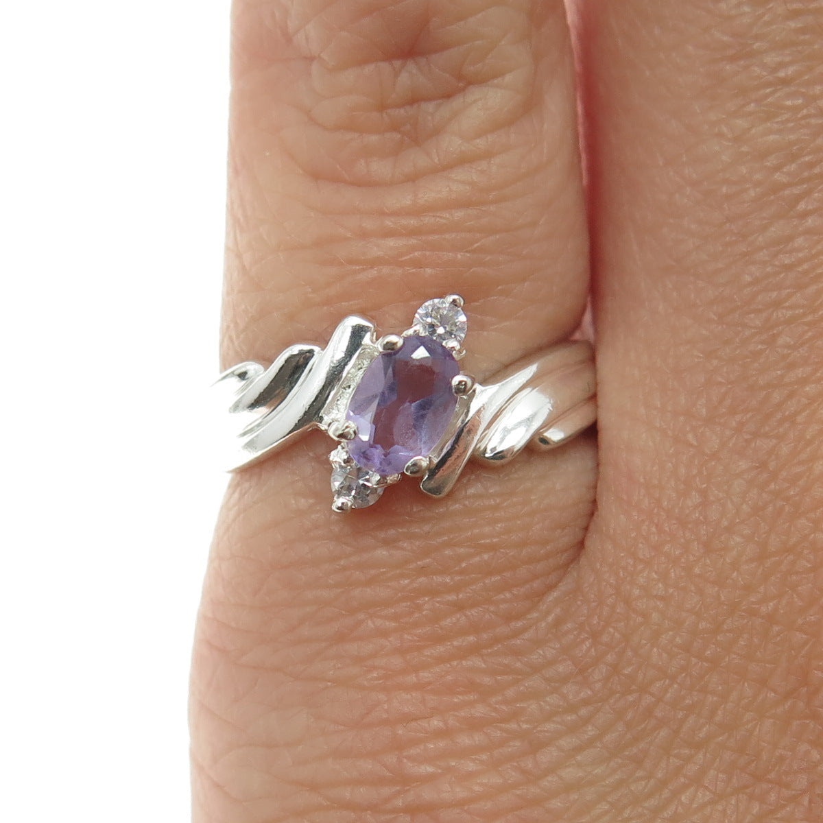 925 Sterling Silver Vintage Real Amethyst Gemstone & C Z Ring Size 5.25