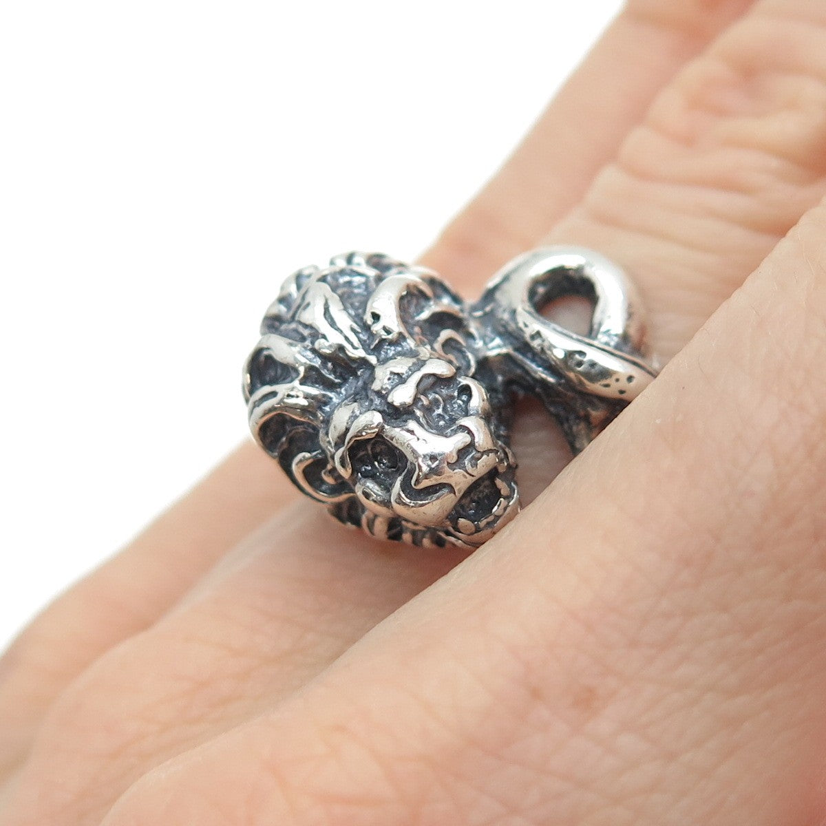 925 Sterling Silver Vintage Modernist Lion Oxidized Ring Size 6.5
